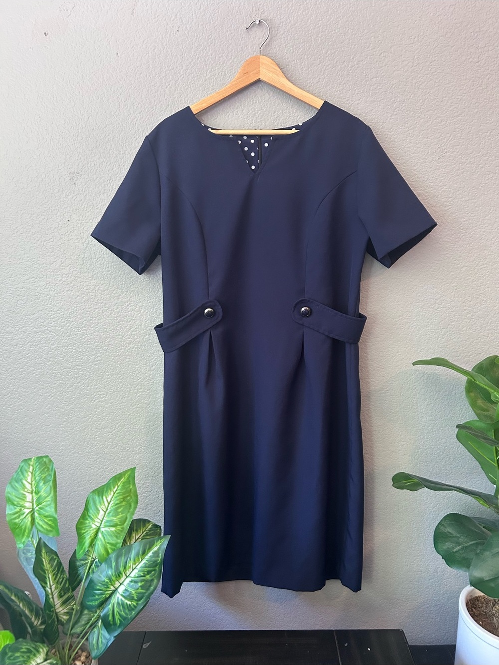 Vintage Navy Short-Sleeve Tailored Midi Dress with Button Tab Detail